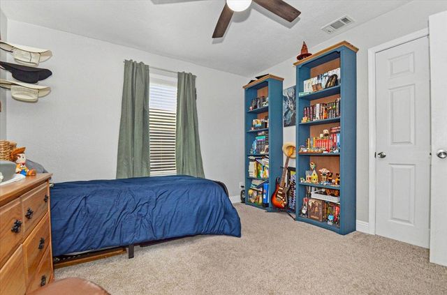600 Alicante Dr, Lodi, CA 95240