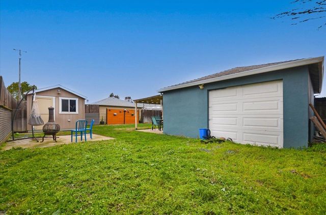 600 Alicante Dr, Lodi, CA 95240