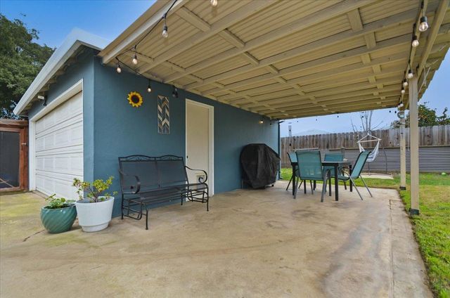600 Alicante Dr, Lodi, CA 95240