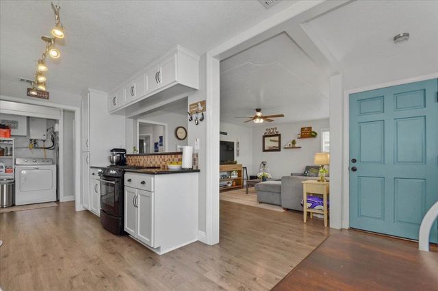 600 Alicante Dr, Lodi, CA 95240