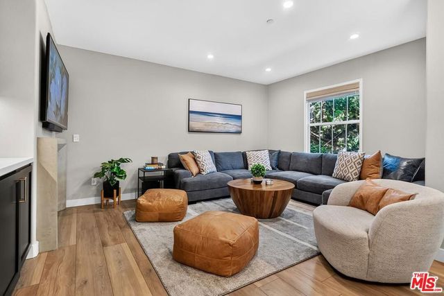 13080 Pacific 123, Playa Vista, CA 90094