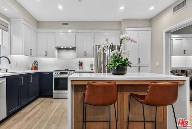 13080 Pacific 123, Playa Vista, CA 90094