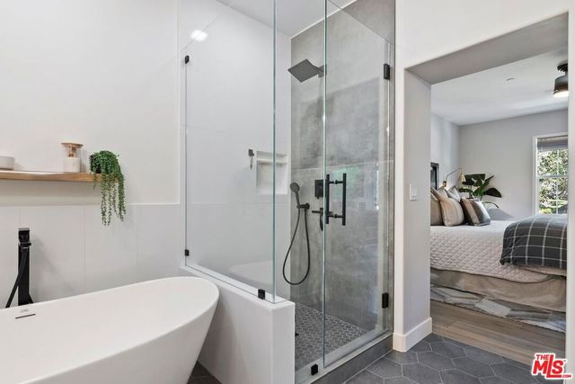13080 Pacific 123, Playa Vista, CA 90094