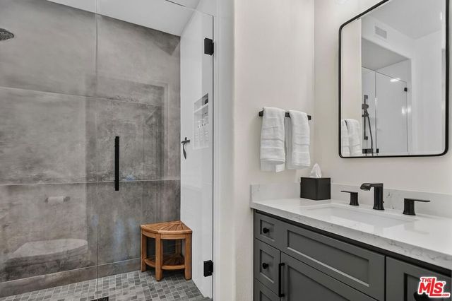13080 Pacific 123, Playa Vista, CA 90094