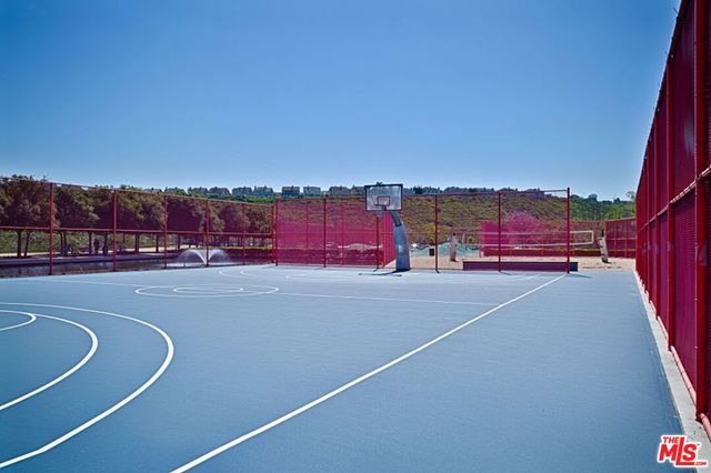 13080 Pacific 123, Playa Vista, CA 90094