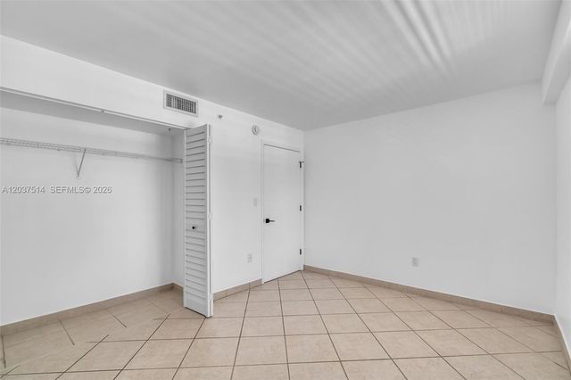 1401 Bay Rd 409, Miami Beach, FL 33139