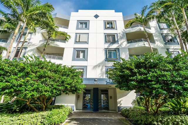 1401 Bay Rd 409, Miami Beach, FL 33139