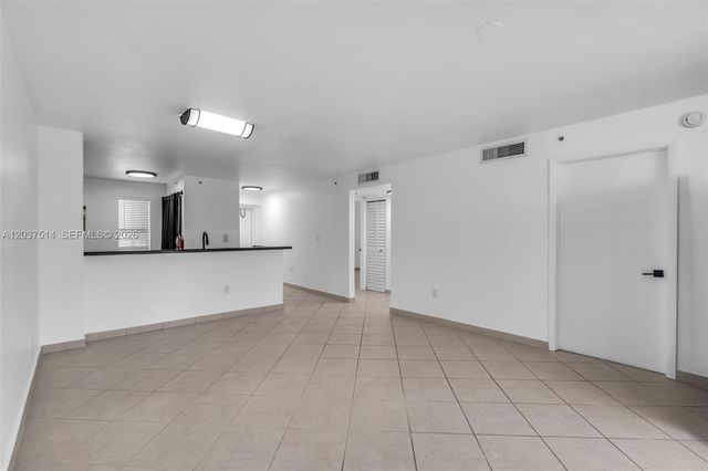 1401 Bay Rd 409, Miami Beach, FL 33139