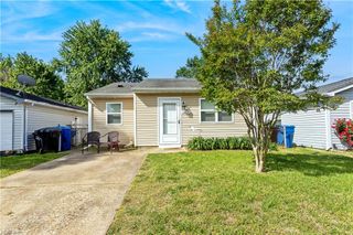 1213 New Land DR, Virginia Beach, VA 23453
