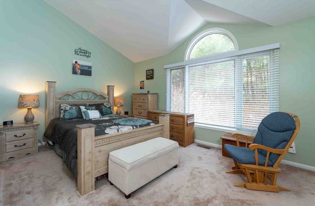 62 Southview Drive 62, Southwick, MA 01077