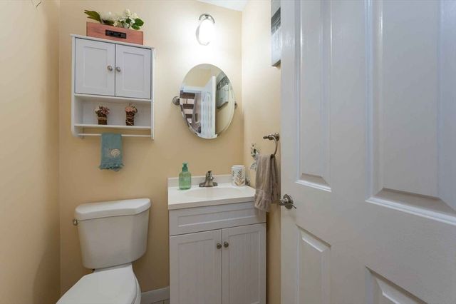 62 Southview Drive 62, Southwick, MA 01077