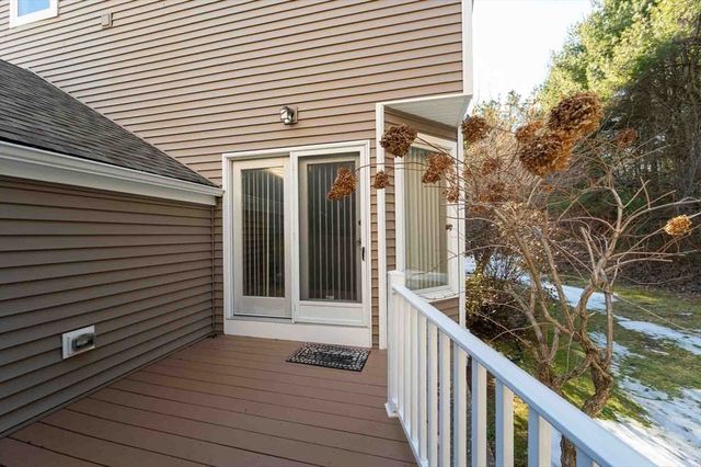 62 Southview Drive 62, Southwick, MA 01077