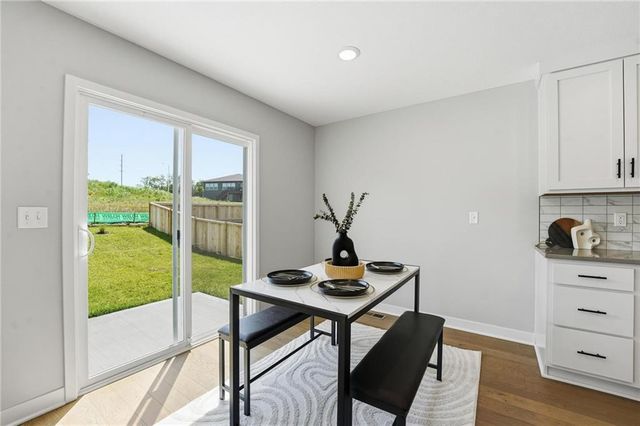 707 Glenn Circle, Raymore, MO 64083