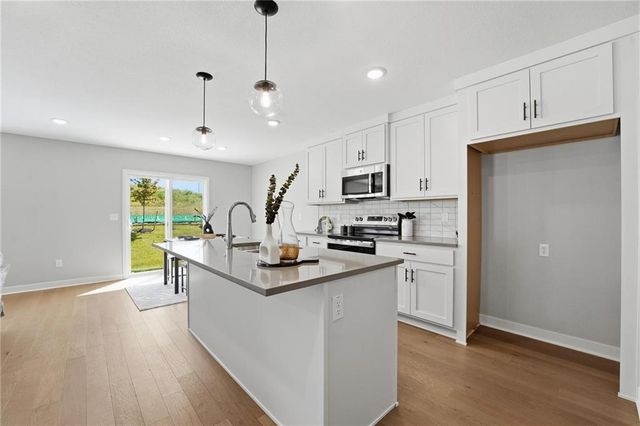 707 Glenn Circle, Raymore, MO 64083