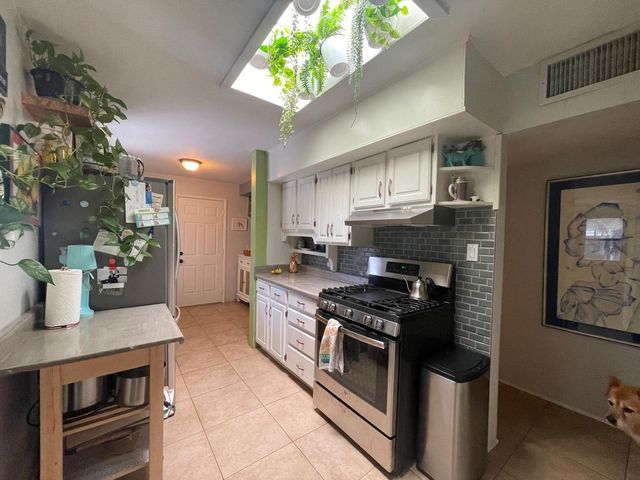 843 E Butler Drive, Phoenix, AZ 85020