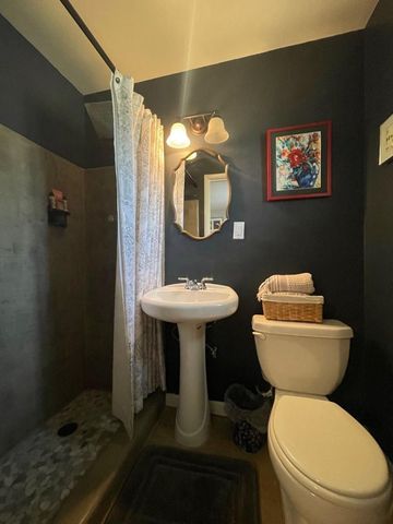 843 E Butler Drive, Phoenix, AZ 85020