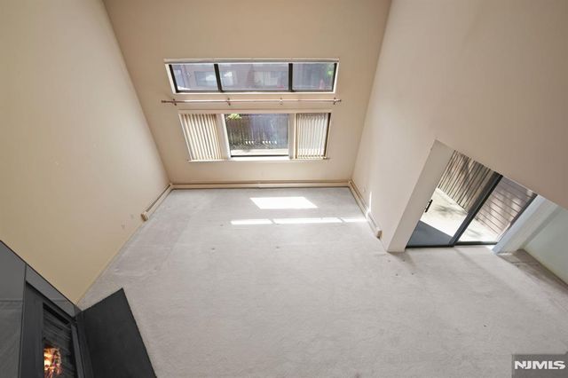 31 Berkeley Court 31D, Twp Of Washington, NJ 07676