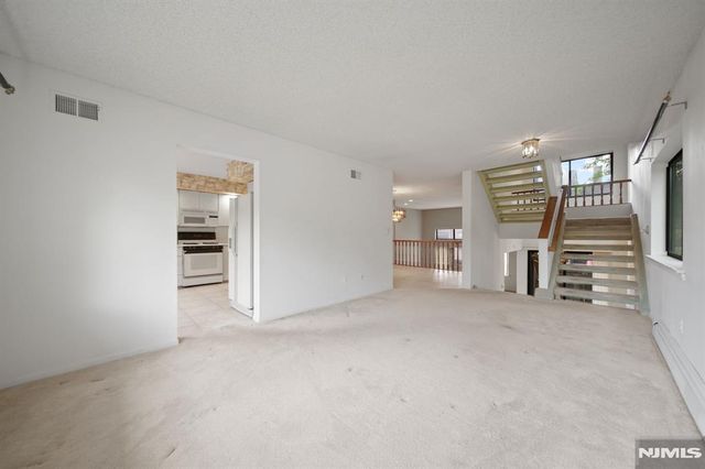 31 Berkeley Court 31D, Twp Of Washington, NJ 07676