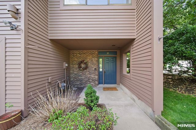 31 Berkeley Court 31D, Twp Of Washington, NJ 07676