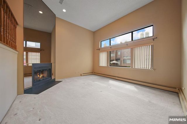 31 Berkeley Court 31D, Twp Of Washington, NJ 07676