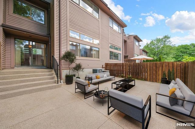31 Berkeley Court 31D, Twp Of Washington, NJ 07676
