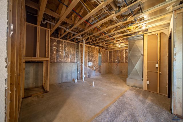 409 CONSTITUTION BLVD, Box Elder, SD 57719