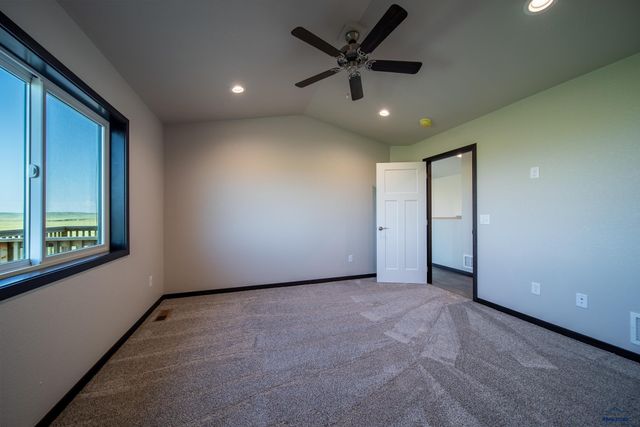 409 CONSTITUTION BLVD, Box Elder, SD 57719