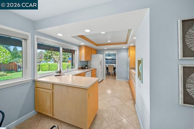 901 Cheyenne Dr, Walnut Creek, CA 94598