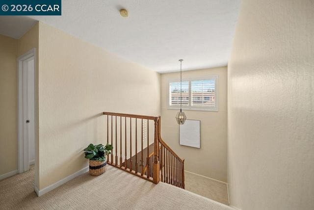 901 Cheyenne Dr, Walnut Creek, CA 94598