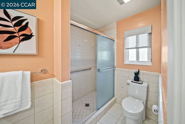 901 Cheyenne Dr, Walnut Creek, CA 94598