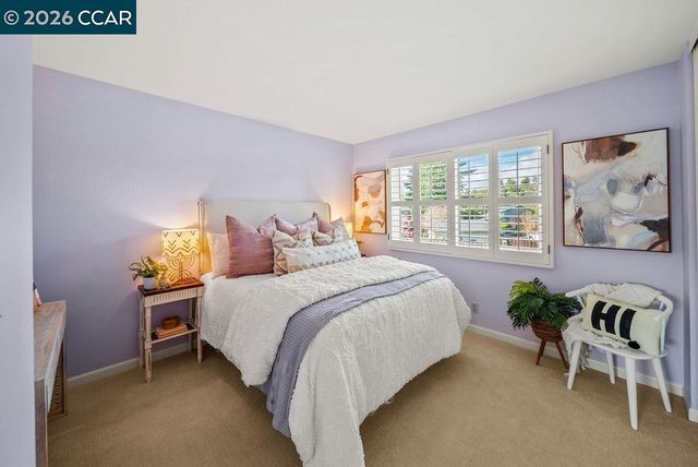 901 Cheyenne Dr, Walnut Creek, CA 94598