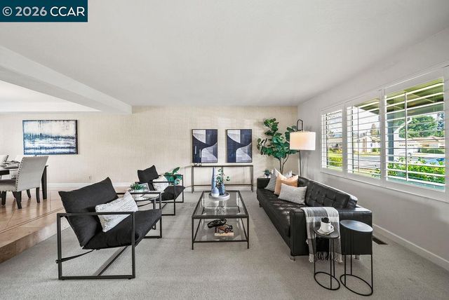 901 Cheyenne Dr, Walnut Creek, CA 94598