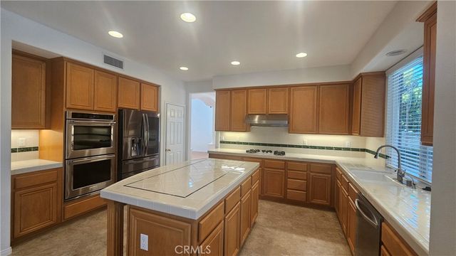 2966 Young, Tustin, CA 92782
