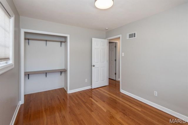 2300 Ruckert Avenue, St Louis, MO 63114