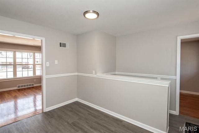 2300 Ruckert Avenue, St Louis, MO 63114
