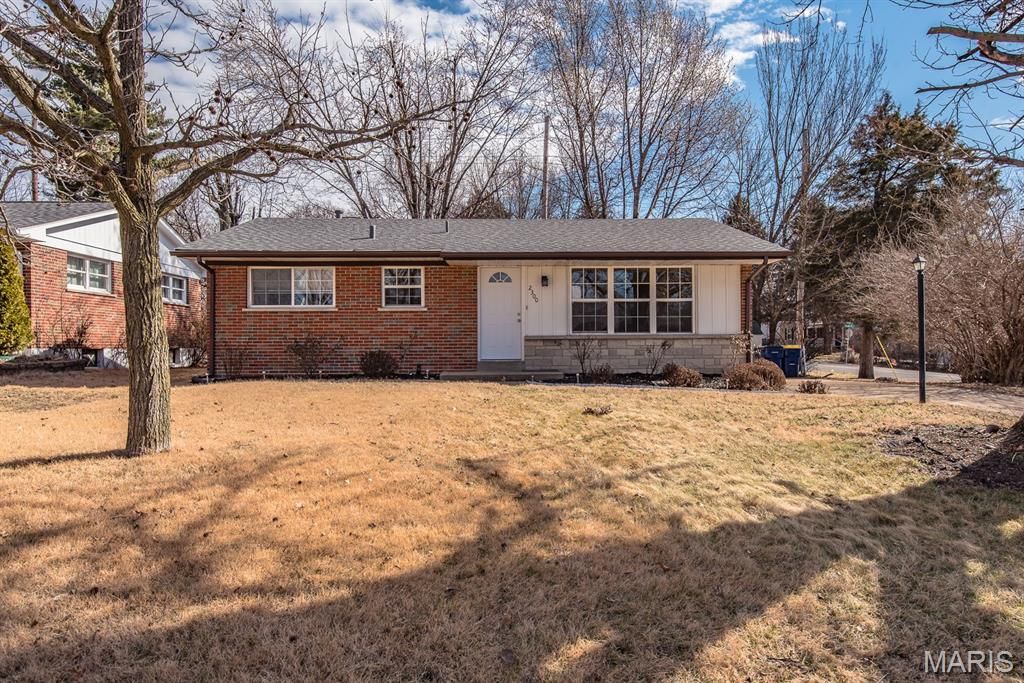2300 Ruckert Avenue, St Louis, MO 63114