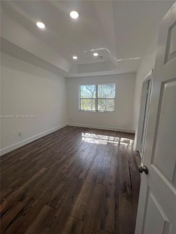 4176 NE 9th St, Homestead, FL 33033