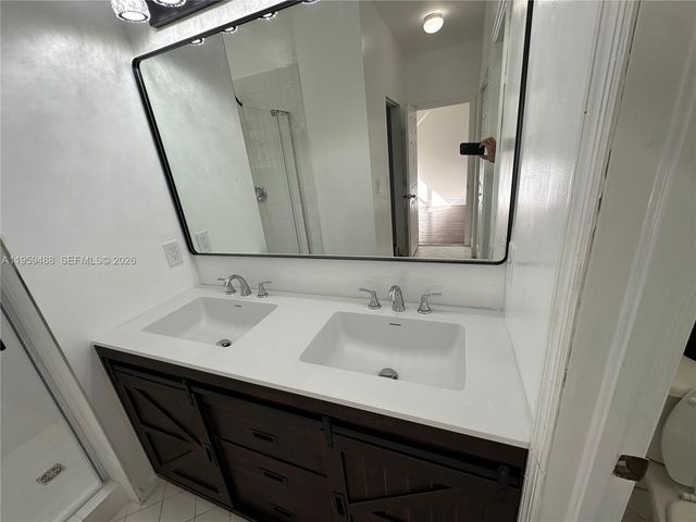 4176 NE 9th St, Homestead, FL 33033