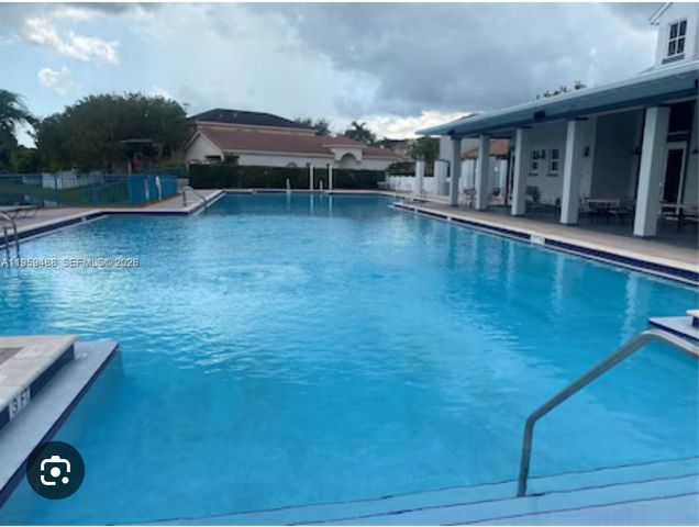 4176 NE 9th St, Homestead, FL 33033