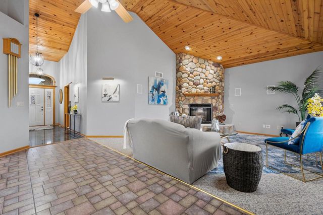 439 92nd STREET, Franksville, WI 53126