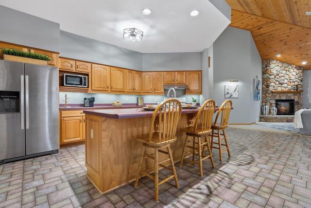 439 92nd STREET, Franksville, WI 53126