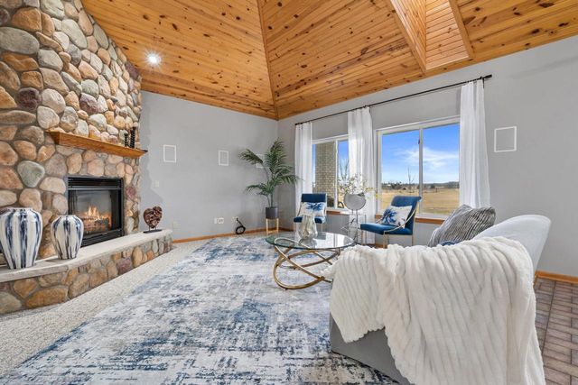 439 92nd STREET, Franksville, WI 53126