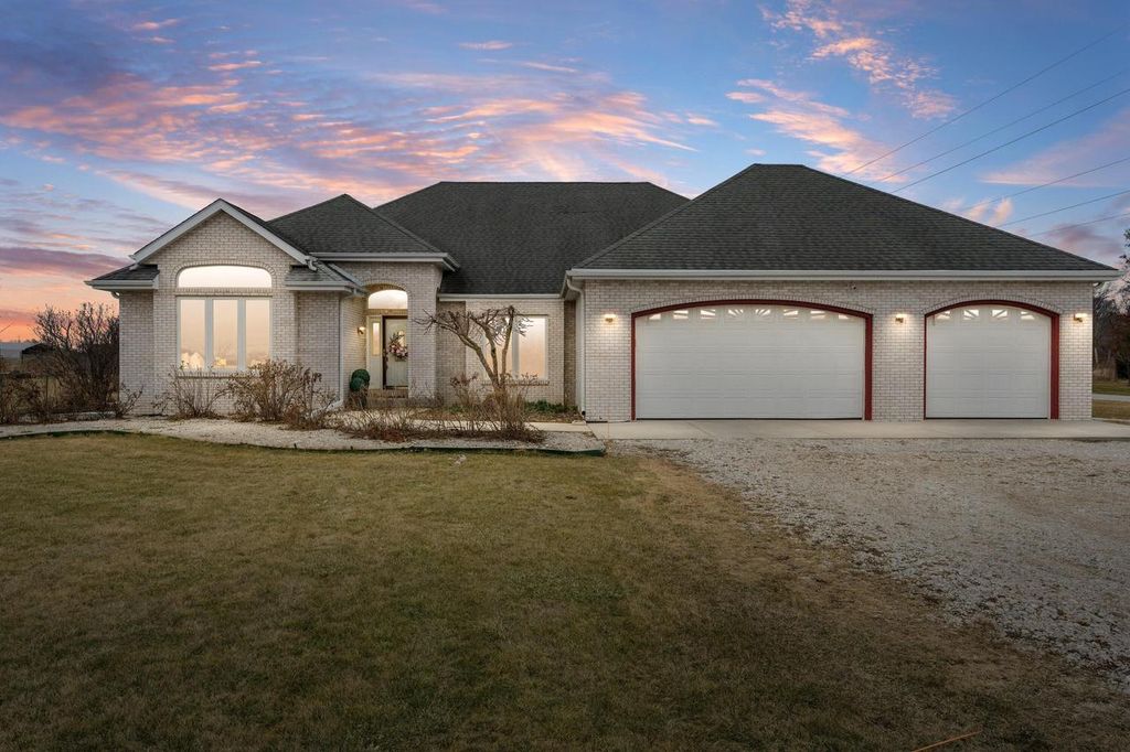 439 92nd STREET, Franksville, WI 53126