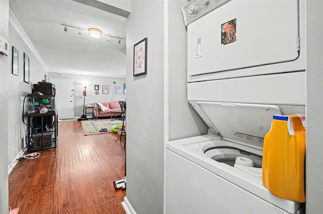 25749 Woodward Avenue 105, Royal Oak, MI 48067