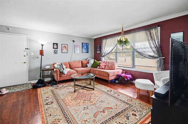 25749 Woodward Avenue 105, Royal Oak, MI 48067