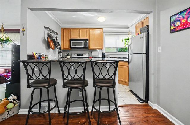 25749 Woodward Avenue 105, Royal Oak, MI 48067