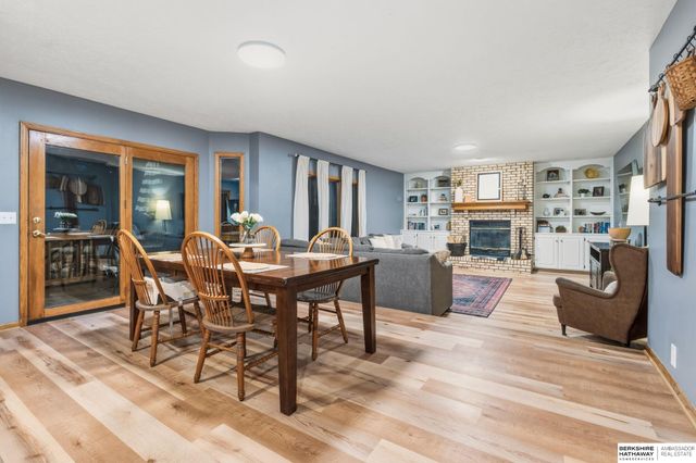 14453 Nelson's Creek Drive, Omaha, NE 68116