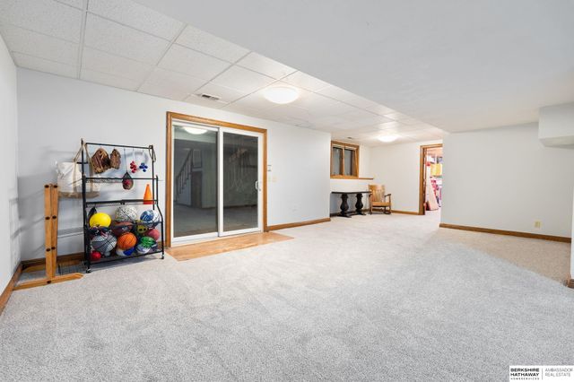 14453 Nelson's Creek Drive, Omaha, NE 68116