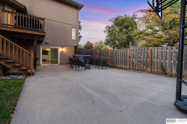 14453 Nelson's Creek Drive, Omaha, NE 68116