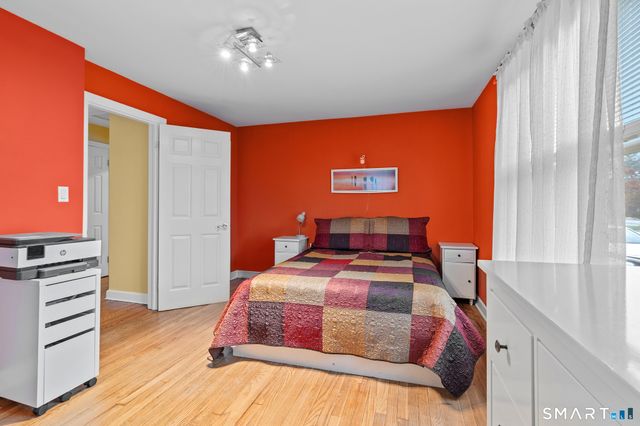 1781 Litchfield Turnpike, Woodbridge, CT 06525
